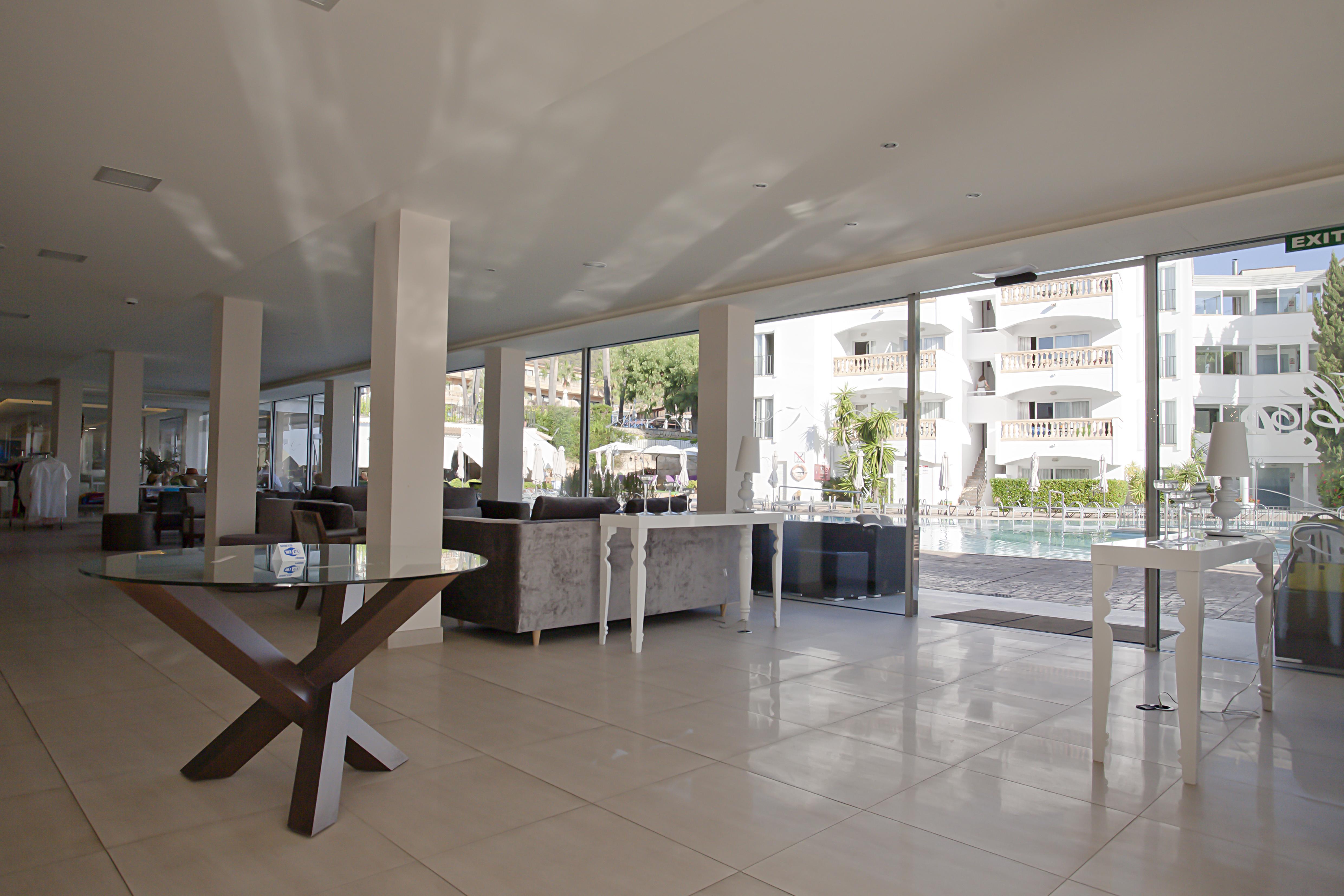 Aparthotel La Pergola Mallorca 4*