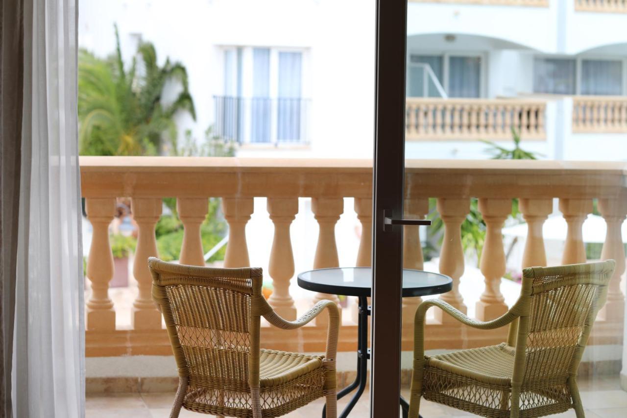 La Pérgola Aparthotel 4*