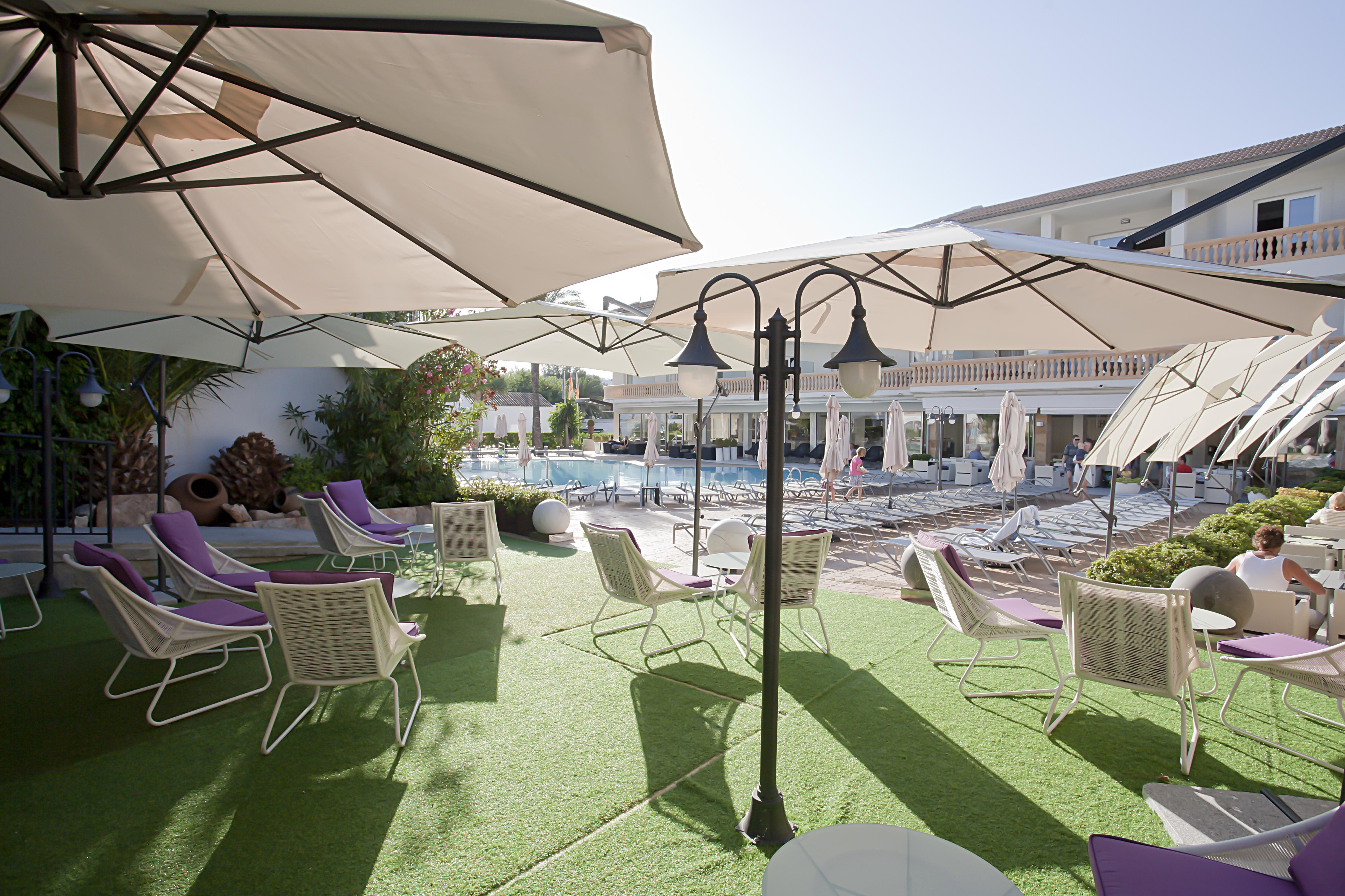 La Pérgola Aparthotel